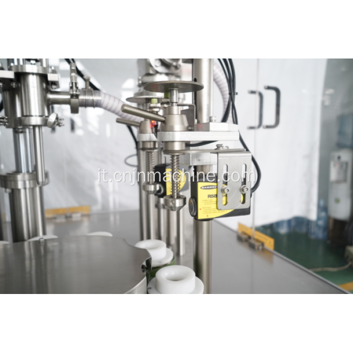 Riempimento e tenuta del tubo NF-120